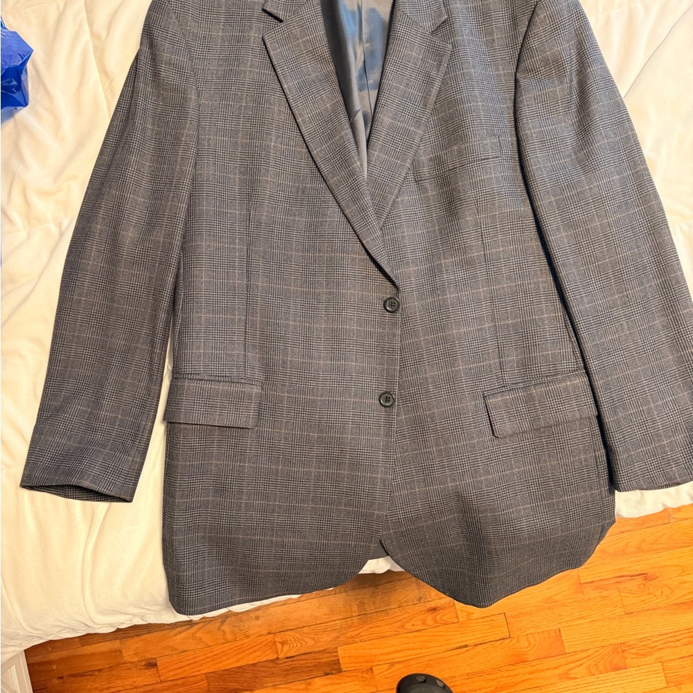 Jos A Bank Men's Gray Glen Plaid Blazer - Classic Two-Button Sport Coat